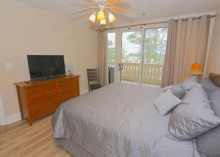 Sailmakers Place 206 Pensacola